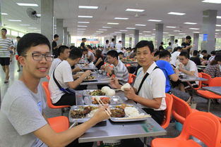 飲食服務(wù)中心積極做好2017級新生入學(xué)餐飲服務(wù)工作